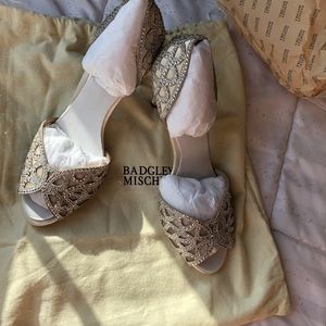 Badgley Mischka Pumps